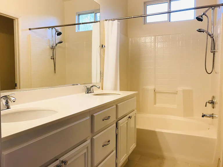10820 Corte De Marin — Photo 11