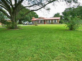 3304 Medulla Rd, Plant City, FL 33566