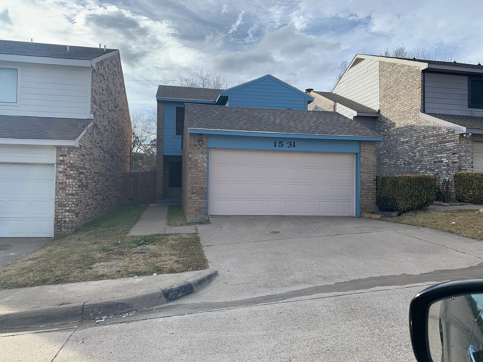3 bed, 1.5 bath, 1318 sqft, $1,889 — Photo 1