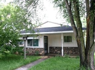 60 Main St, Montello, WI 53949