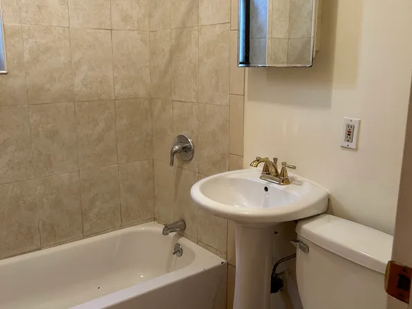 606 Flatbush Avenue image 1 of 15