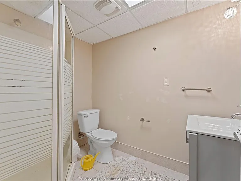 5740 Wayne St — Photo 34