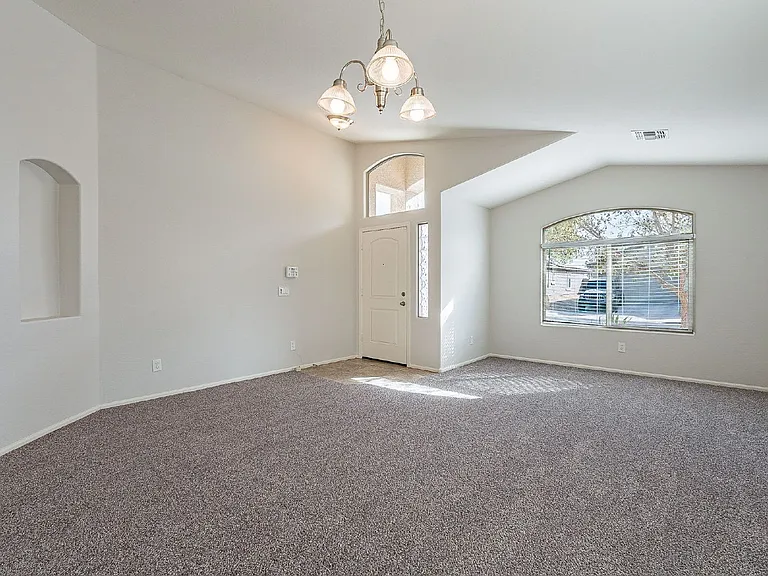 5054 S 235th Dr — Photo 7