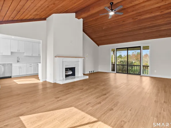 564 Pequot Lane #A, Stratford, CT 06614