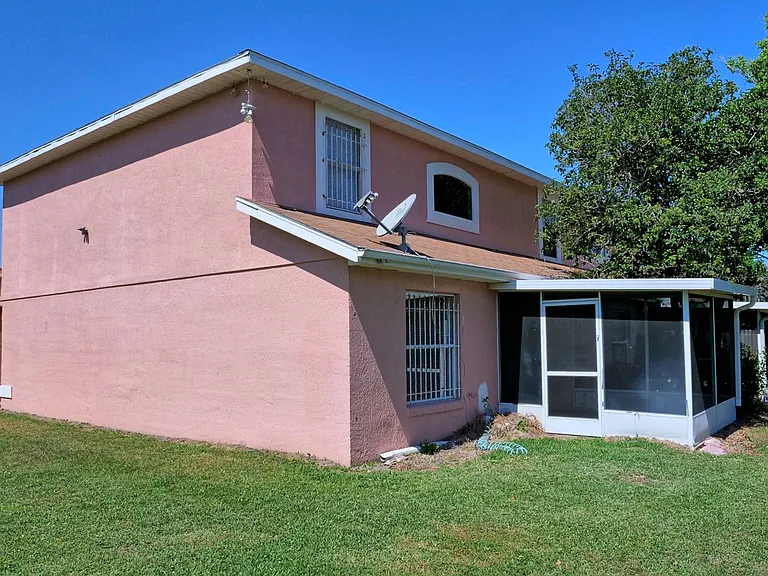 860 Monopoly Ct — Photo 21