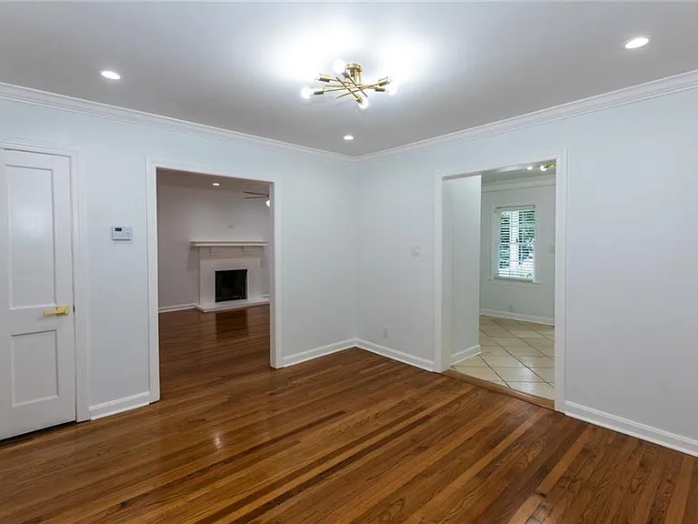 1311 Roxboro Dr — Photo 7