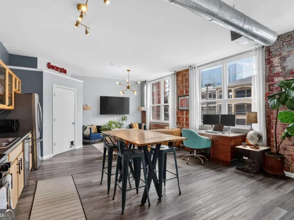 800 Peachtree St NE APT 8214, Atlanta, GA 30308