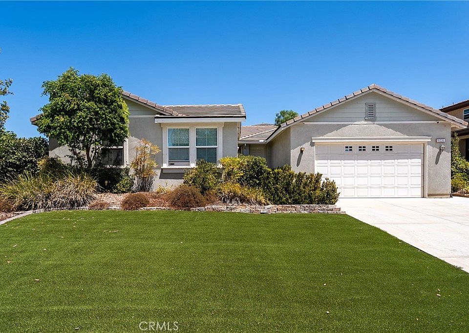 1st image of 9226 Alta Cresta Ave