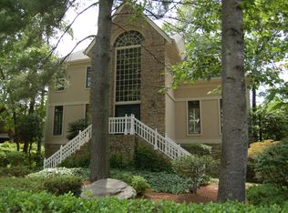 1279 Old Riverside Rd, Roswell, GA 30076