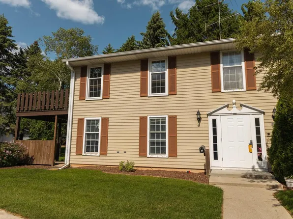 3907 Country PLACE #C, Sheboygan, WI 53081