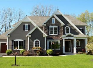 6770 Colyer Xing, Victor, NY 14564