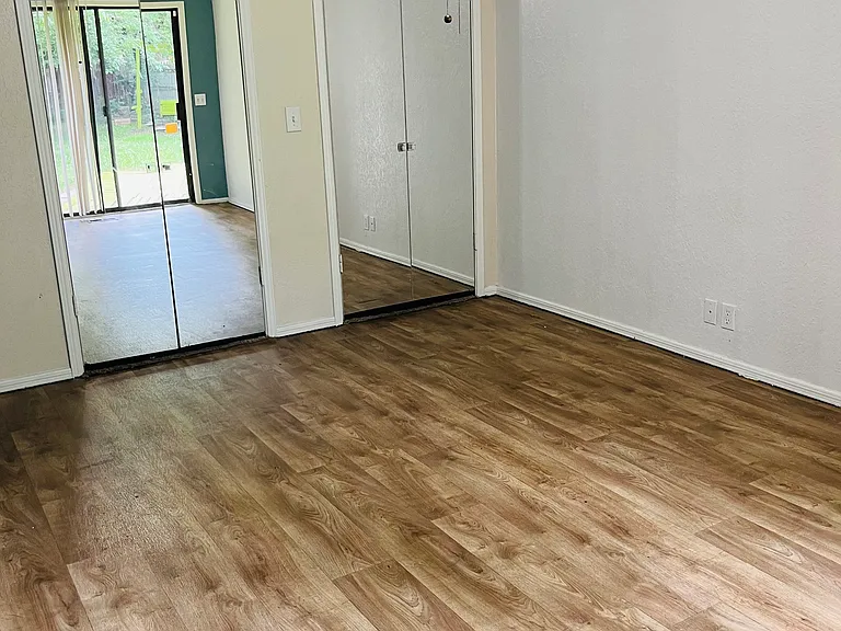 6612 Crow Cir — Photo 23