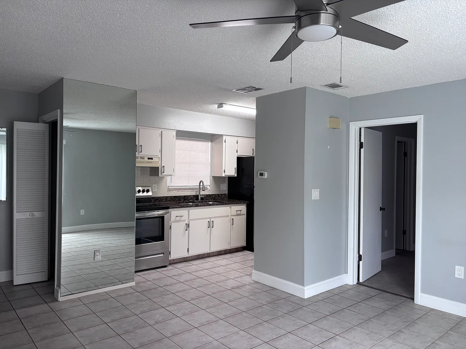 1 bed, 600 sqft, $1,400 — Photo 3