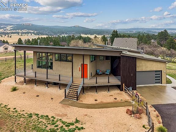 3rd image of 3885 Sierra Vista Rd