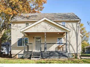 897 Norton Ave, Barberton, OH 44203