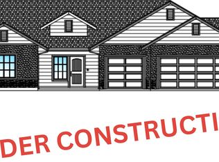 2574 Lawn Ln, Redding, CA 96002