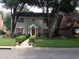 505 S Rivershire Dr, Conroe, TX 77304