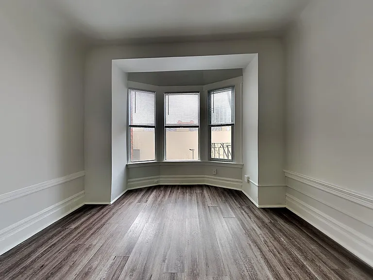 677 Ellis St — Photo 14