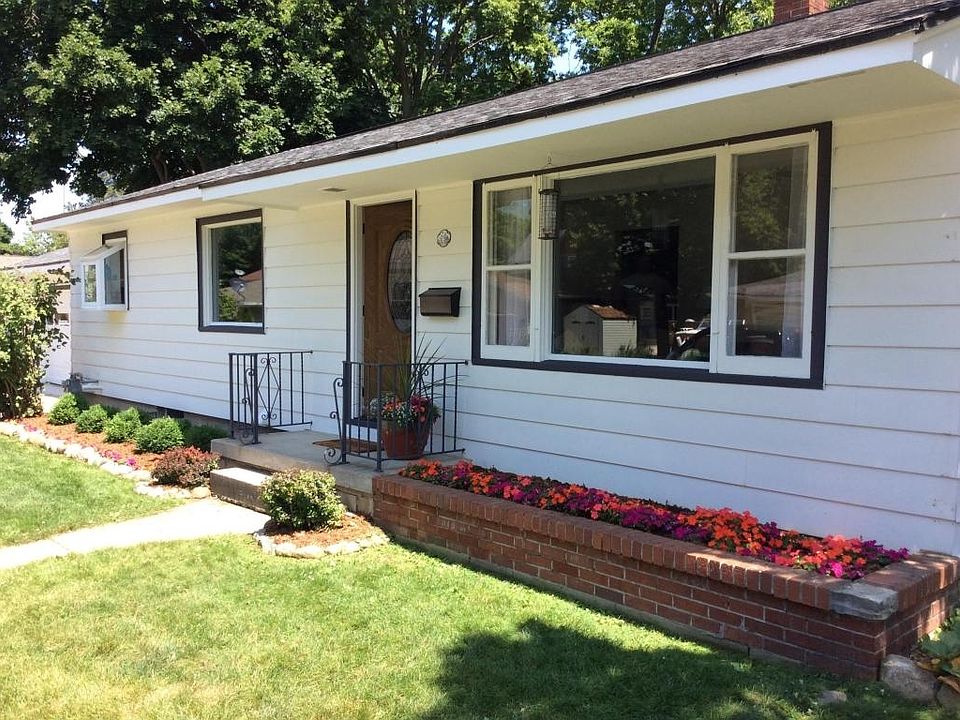 1st image of 25 McDowell Ct