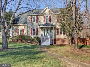 2800 Providence Creek Rd, North Chesterfield, VA 23236