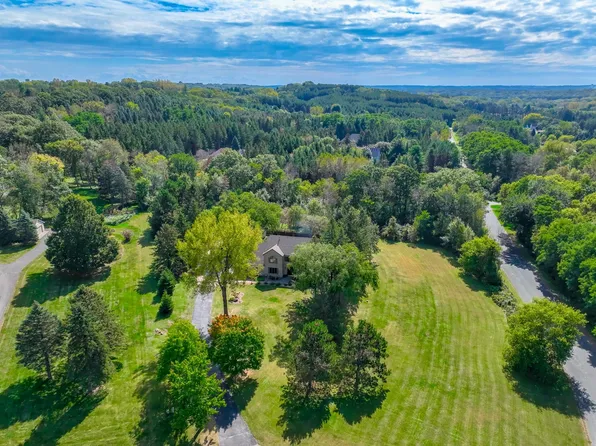 2626 Northridge Ln N, Stillwater, MN 55082