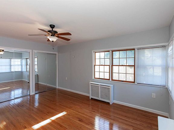 5th image of 3281 Parkway Dr