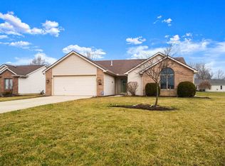 8031 Cooper Point Run, Fort Wayne, IN 46835