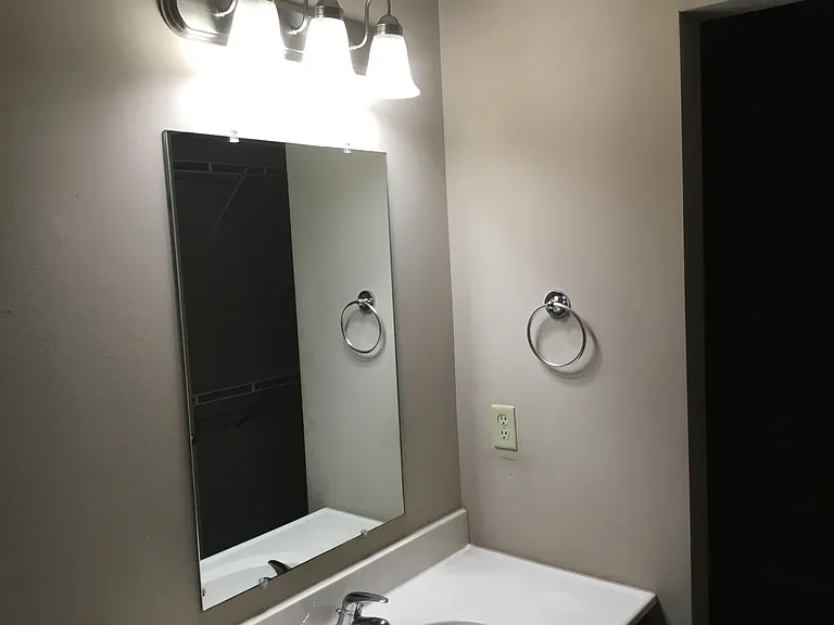 6328 Sunnybrook Ln — Photo 11