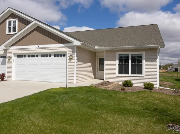 14 Flora Ct, Frankenmuth, MI 48734