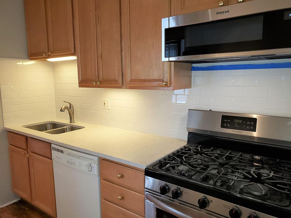 1st image of 1842 W Waveland Ave #2