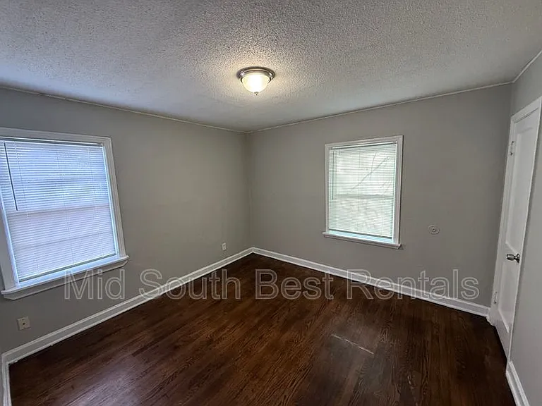 1393 Kimball Cv — Photo 10