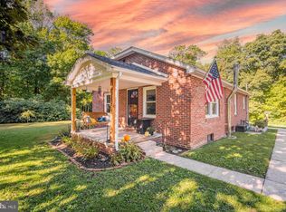 5375 N George Extension St, Mount Wolf, PA 17347