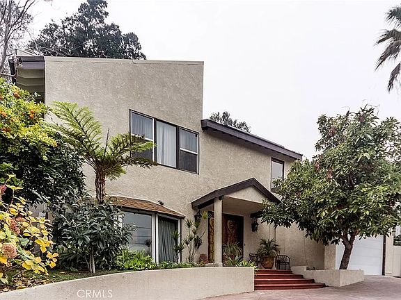 4th image of 4633 Canoga Ave