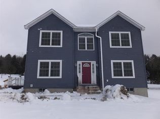124 Mohawk Dr, East Burke, VT 05832