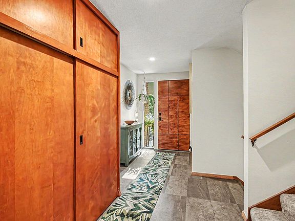 3rd image of 4120 Cruz Dr