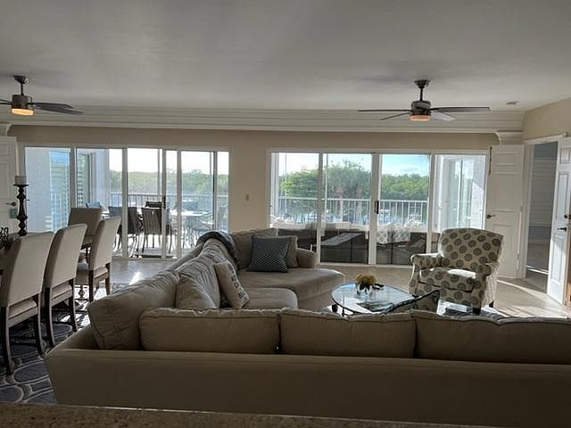 1st image of 5411 Vanderbilt Dr
