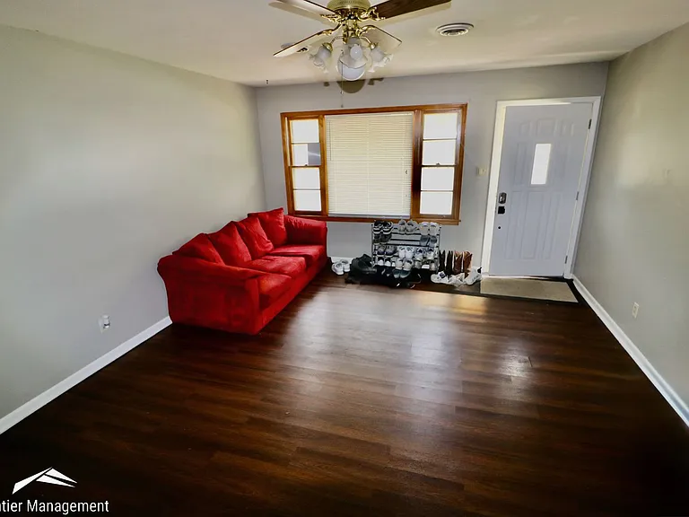 1709 Ranser Rd — Photo 2