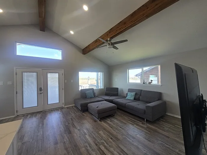 211 Redfish Dr — Photo 13