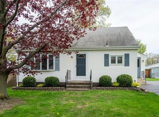 5105 Pittsburg St, Hamburg, NY 14075