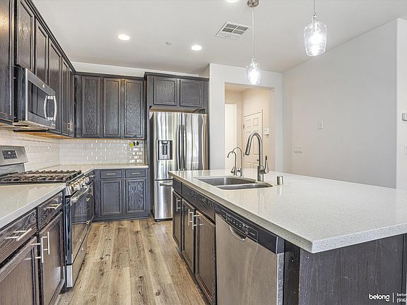 4th image of 4805 Ammolite Way