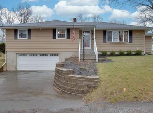 43 Maplewood Ave, Methuen, MA 01844