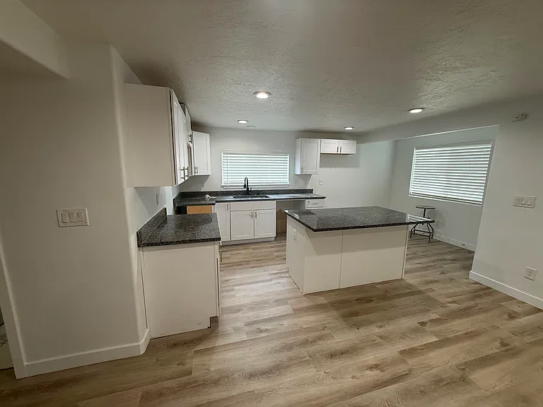 1646 N 3950 W #B — Photo 14