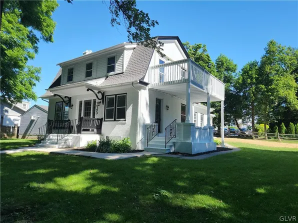 335 4th St, Whitehall, PA 18052