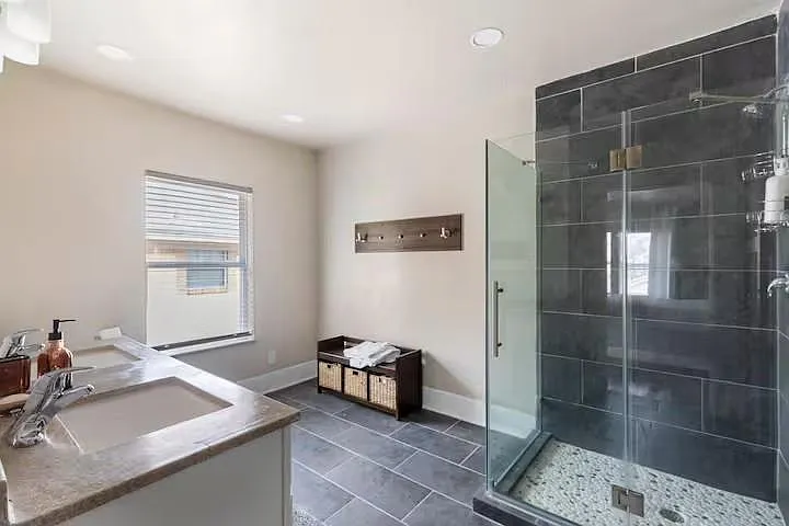 2108 Berry St — Photo 29