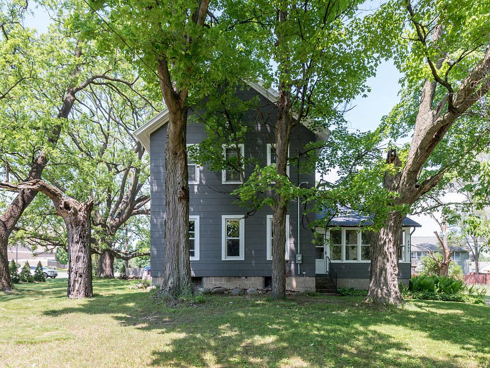 1st image of 3495 Port Sheldon St