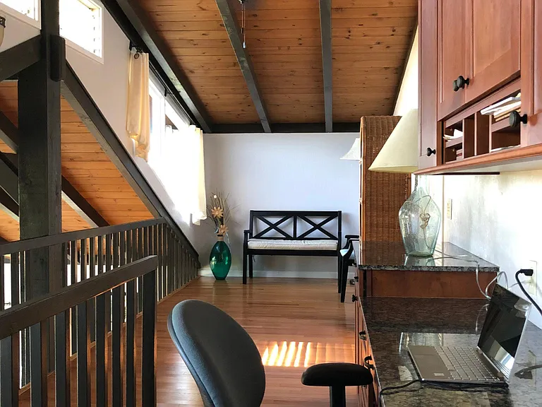 Ikuwai Pl — Photo 8
