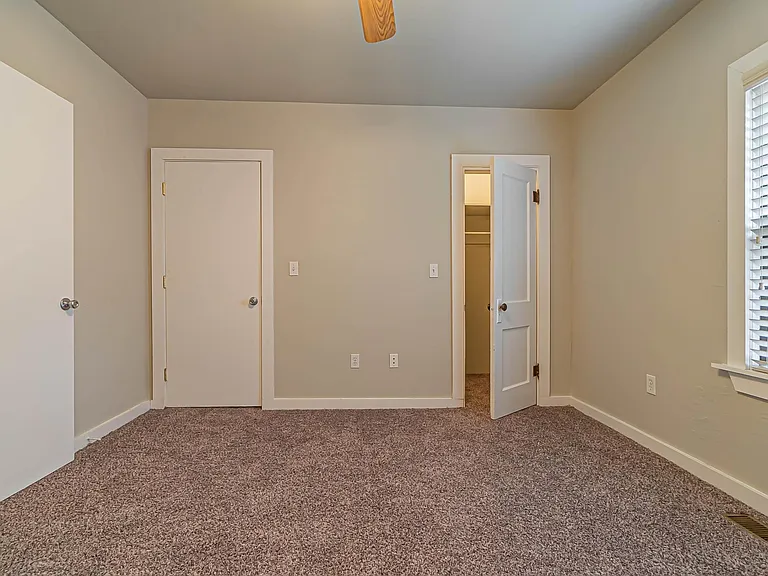 1424 Morland Ave — Photo 6