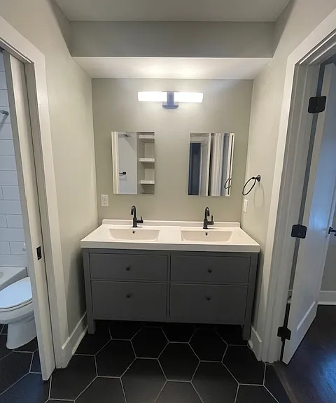 1222 William Howard Taft Rd #D — Photo 7