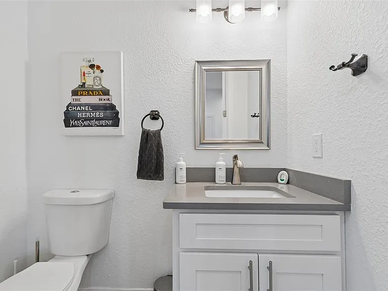 2113 W Cass St #2 — Photo 26