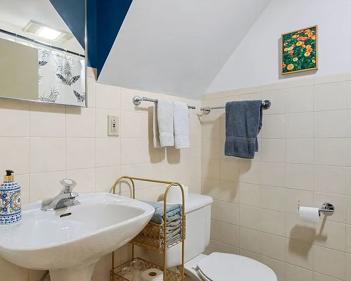 1512 Mulford St — Photo 13